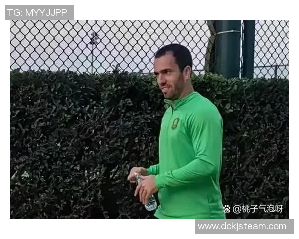 杭州即将迎来哪位足球明星的精彩比赛活动引发球迷热议